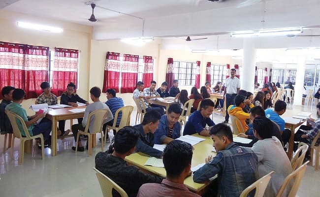 st-0000-class4-classroom