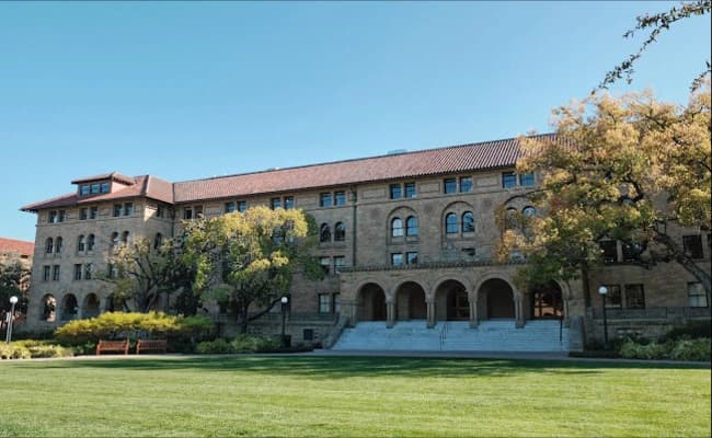 stanford-university-stanford-4-infrastructure.webp