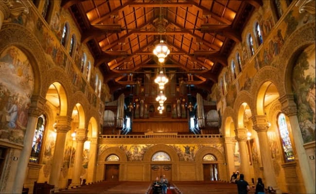 stanford-university-stanford-8-infrastructure.webp