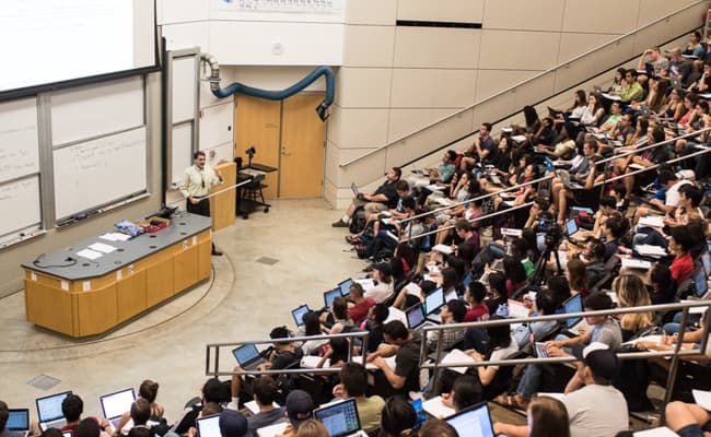 stanford-university-stanford-classroom-0003-layer-1-classroom