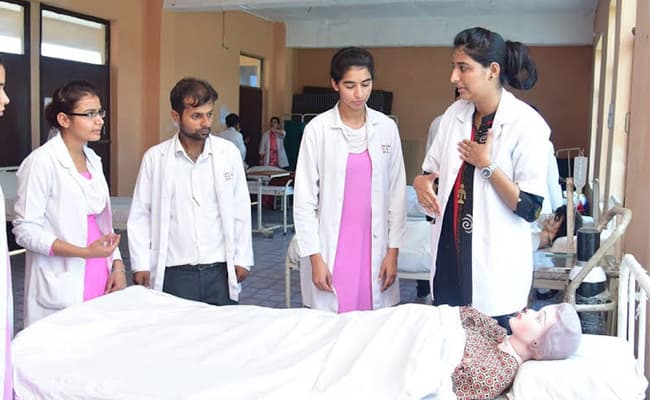 svm-college-of-nursing-10-lab