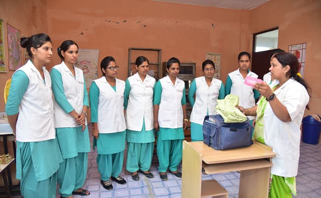 svm-college-of-nursing-6-classroom