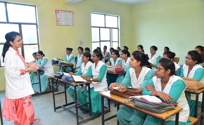 svm-college-of-nursing-7-classroom