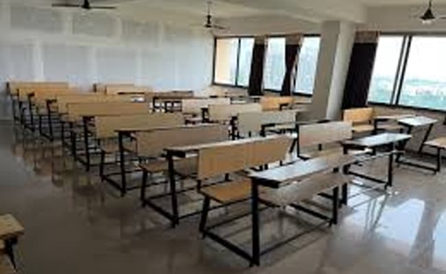 swaminarayan-university-classroom-0000-layer-4-classroom