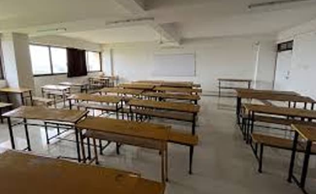 swaminarayan-university-classroom-0002-layer-2-classroom