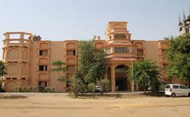 swaminarayan-university-infrastructure-0000-layer-4-infrastructure