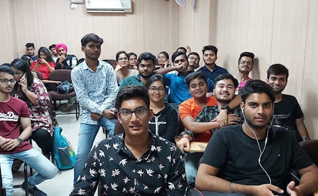 tritya-institute-of-event-management-tiem-0001-class6-classroom