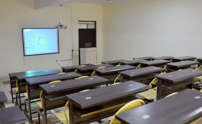 united-group-of-institutions-ugi-classroom-0002-layer-1-classroom