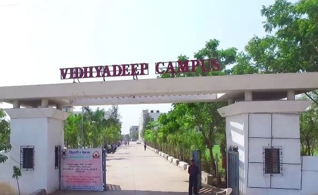vidhyadeep University, Surat Gallery 1.webp