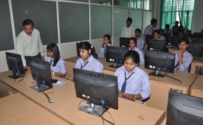 yagyavalka-institute-0001-layer-1-classroom