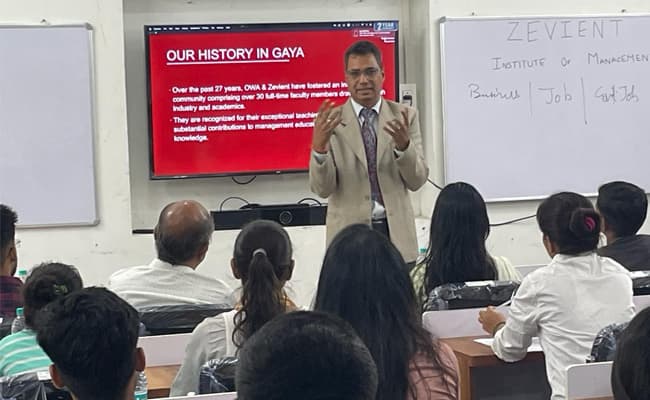 zevient-institute-of-management-6-classroom