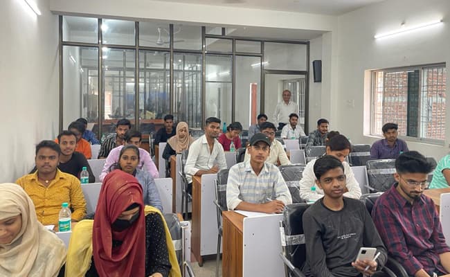 zevient-institute-of-management-7-classroom