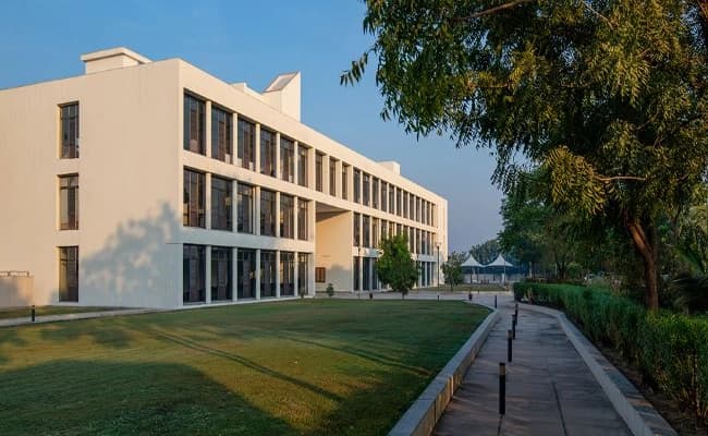 Adani Institute, Ahmedabad Infra 2.webp