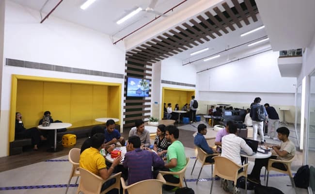 LBSITM, Indore Cafeteria 1.webp