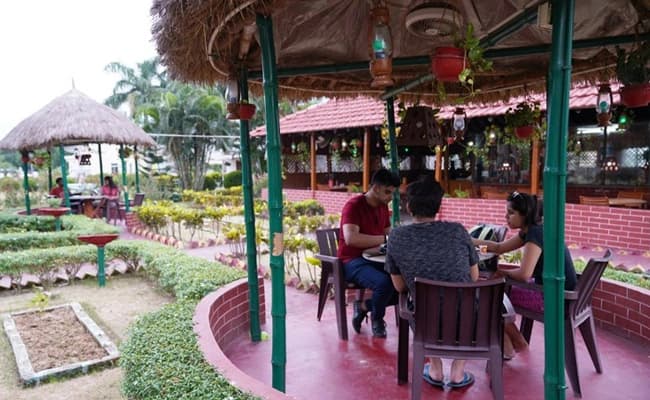 MDI murshidabad Cafeteria 3.webp