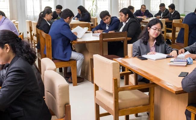 MDI murshidabad Classroom 2.webp