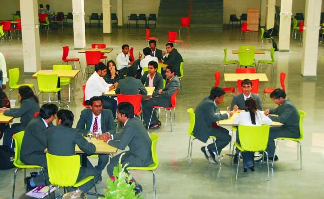 SIMMC, Pune Cafe 1.webp