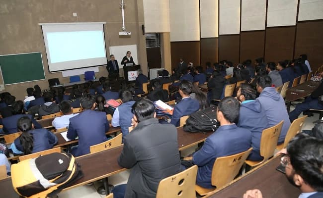 UPES, Dehradun Classroom 1.webp