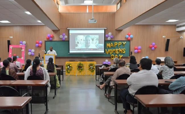 IRMA, Anand Classsroom 3.webp