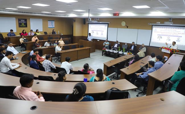 gallery-0000-class5-classroom-88