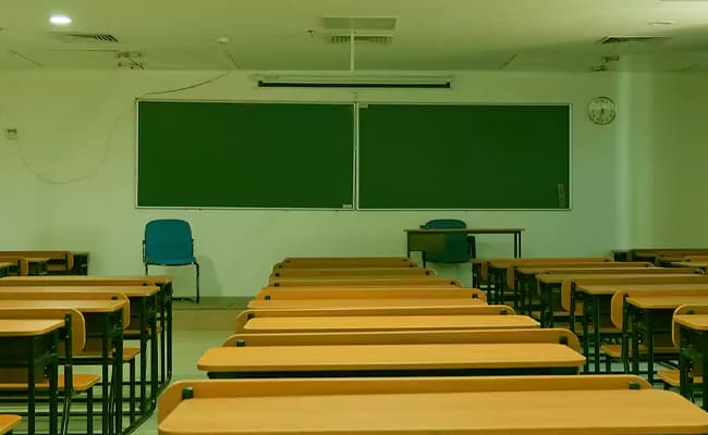 gallery-0002-class3-classroom-90