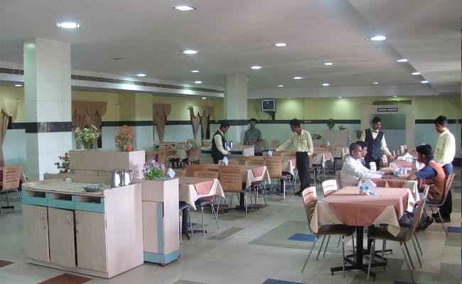 cafeteria-1-cafeteria-92