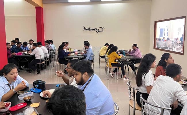 GBS,Parganas kolkata Cafeteria 3.webp