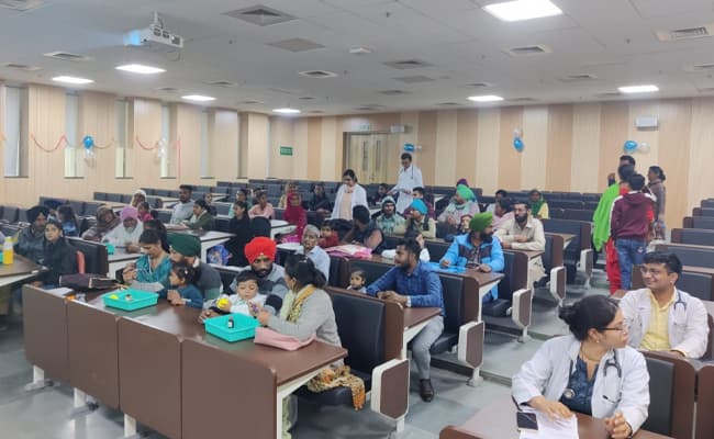 1-0011-classroom-classroom-6