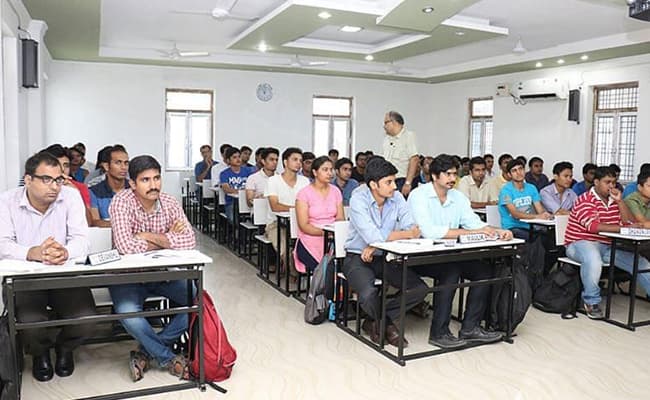 gallery-0002-class3-classroom-66