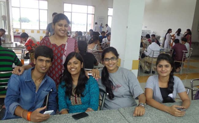 cafeteria-1-cafeteria-16