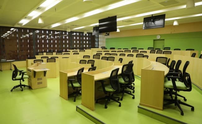 classroom-0012-classroom-classroom