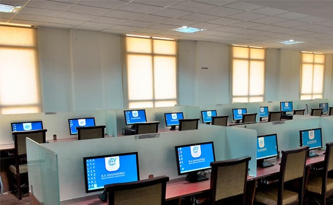 1-0004-layer-1-classroom-129