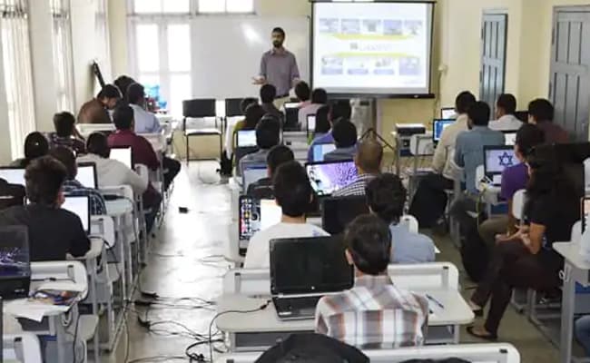 1-0009-classroom-classroom-5