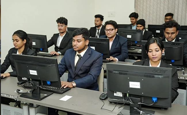 CBS Kolkata Labs 1.webp