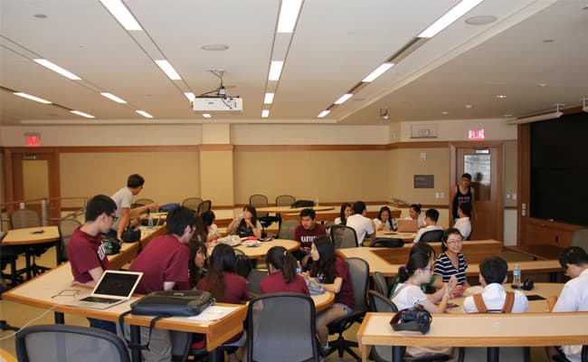 1-0001-layer-4-classroom-256