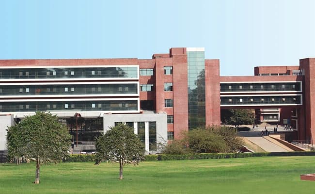 Amity University, Gurgaon Infra 4.webp