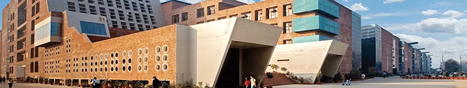 LPUNEST Exam Banner