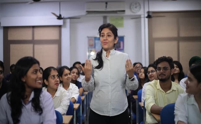 JIMS, Rohini Classroom 1.webp