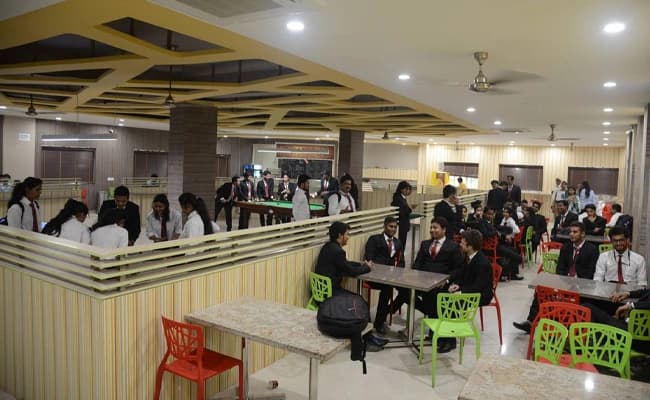 GLBIMT, Greater Noida Cafeteria 1.webp