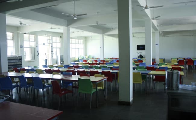 gallery-0008-cafeteria3-cafeteria