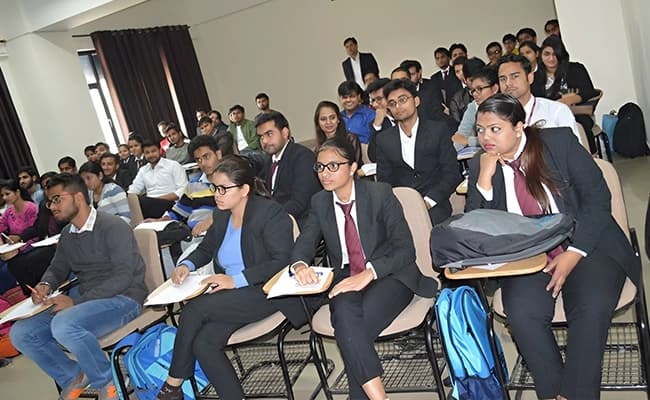 Jaipuria School, Ghaziabad Classroom 3.webp