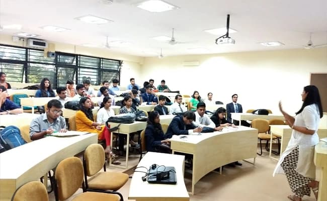 JAGSoM, Karjat Classroom 1.webp
