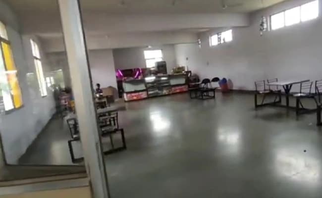 cafeteria-3-cafeteria-15