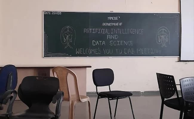 MMCOE, Karve Nagar Pune Classrom 1.webp