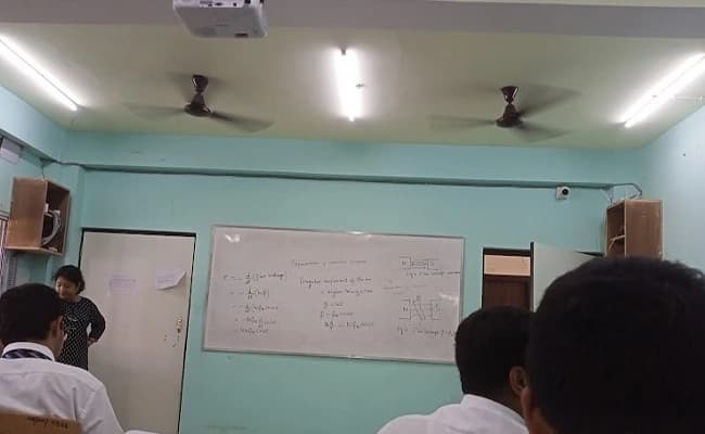 SVU, Kolkata Classroom 1.webp