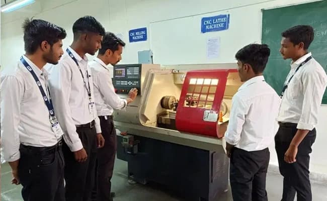 KIT, Kanpur Labs 3.webp