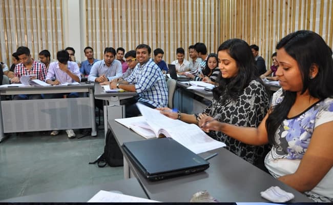 CBS Kolkata Classroom 4.webp