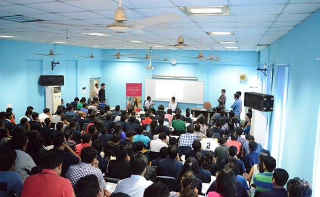 FMS Delhi Labs 1 .webp