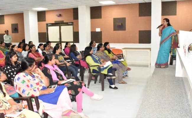 soibm-ahmedabad classroom 2.webp