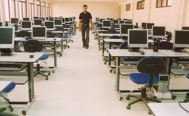 gallery-0000-class5-classroom-82
